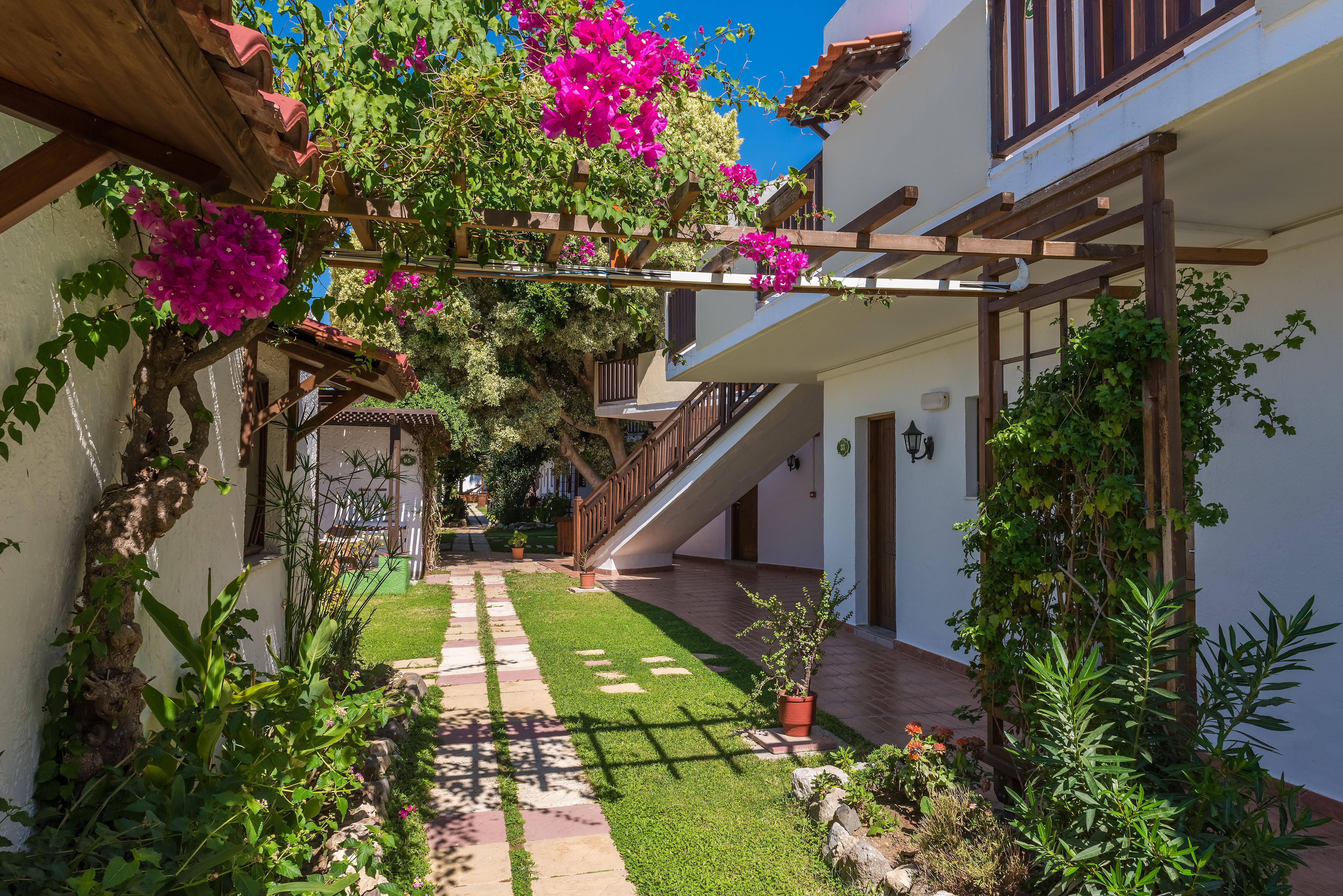 Gaia Garden Hotel Kosz Kültér fotó